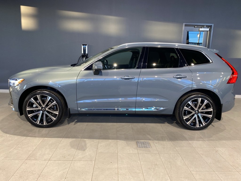 2023 Volvo XC60 B6 AWD Ultimate - Bright-1