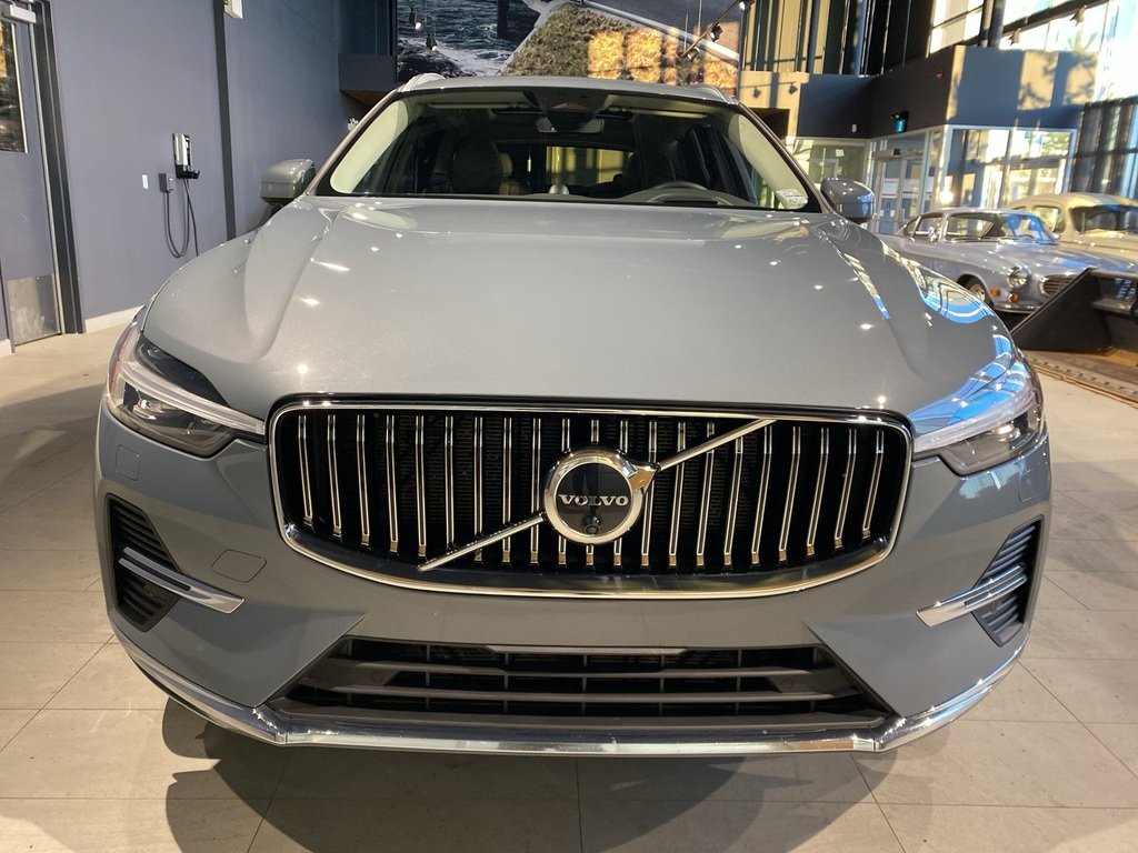2023 Volvo XC60 B6 AWD Ultimate - Bright-7