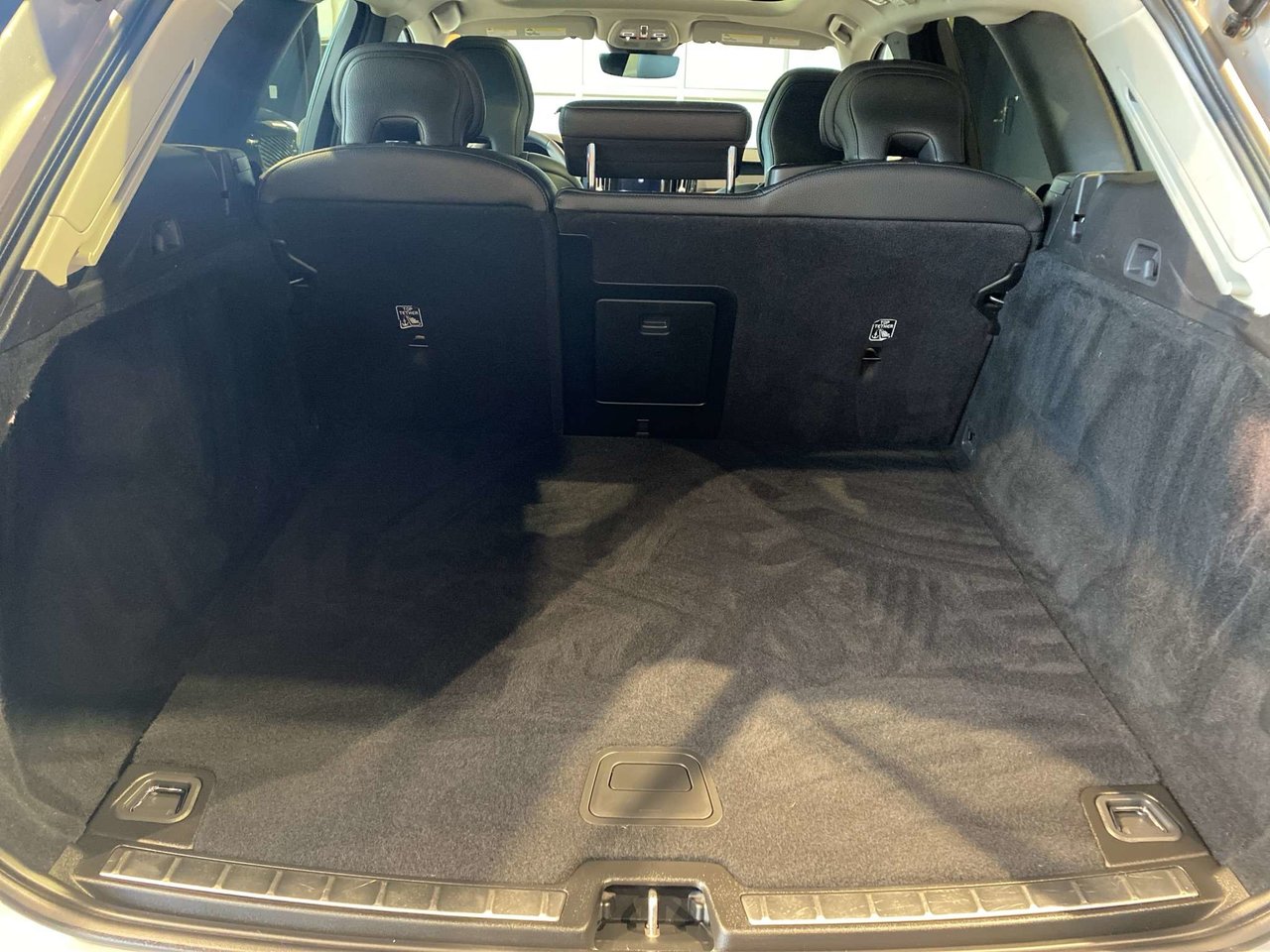 2023 Volvo XC60 B6 AWD Plus - Bright-19