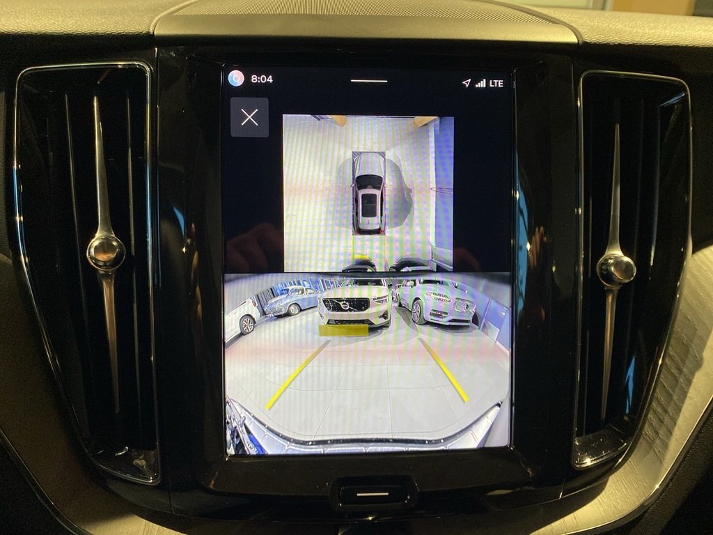 2025 Volvo XC60 B5 AWD Plus Dark Theme-16