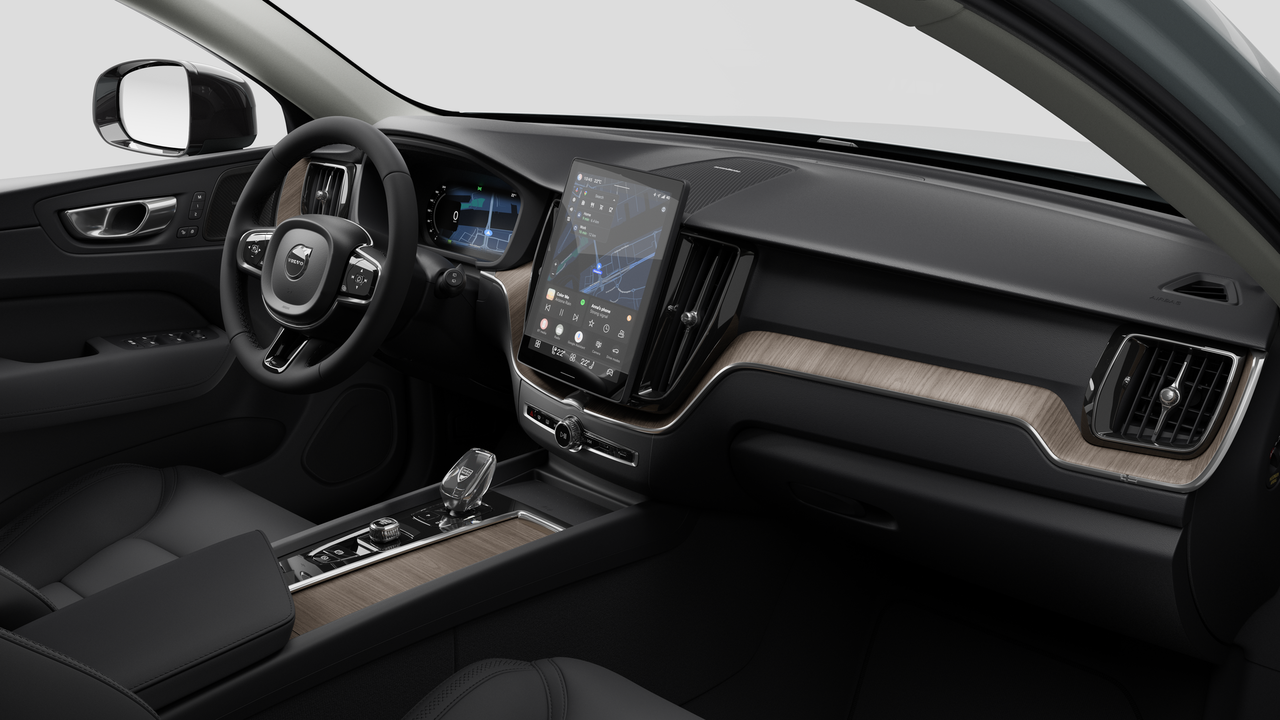 2026 Volvo XC60 Plus Dark Theme-9