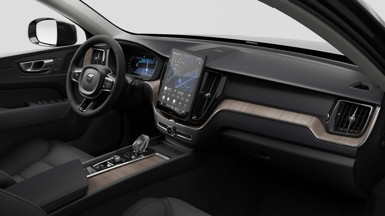2026 Volvo XC60 Plus Dark Theme-9
