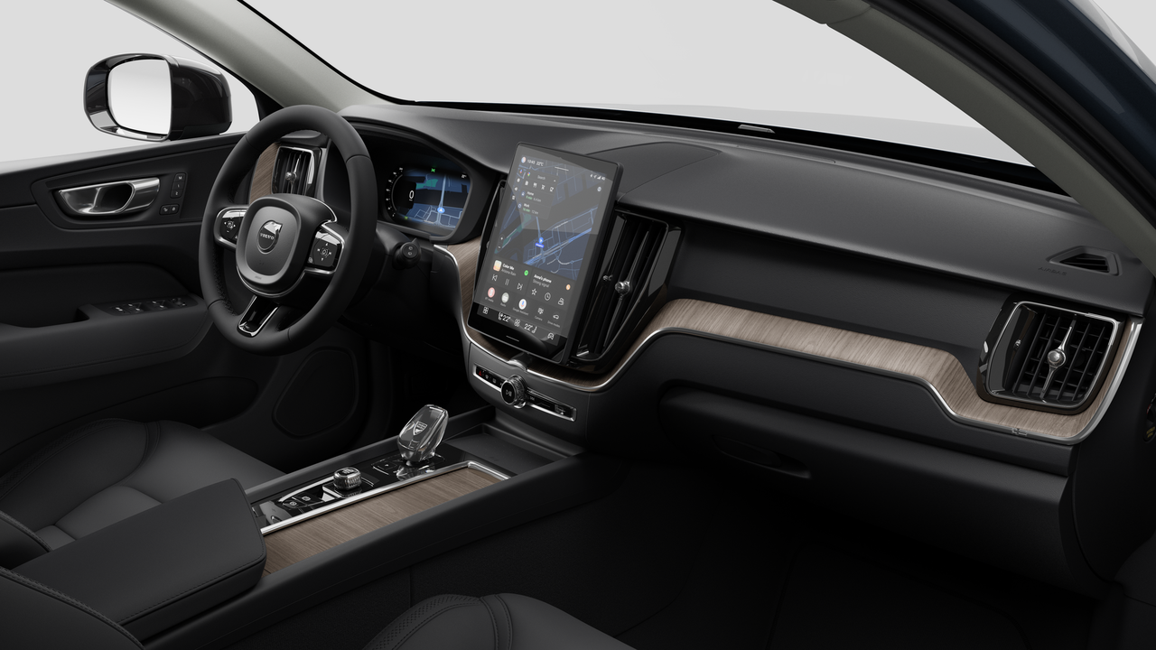 2026 Volvo XC60 Plus Dark Theme-9