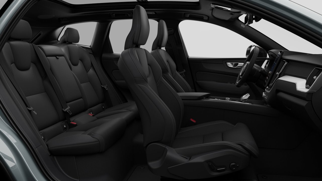 2026 Volvo XC60 Ultra Black Edition-12