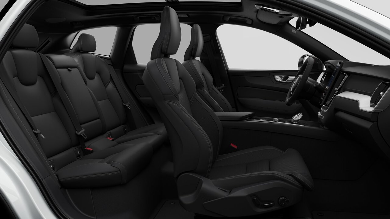 2026 Volvo XC60 Ultra Black Edition-12
