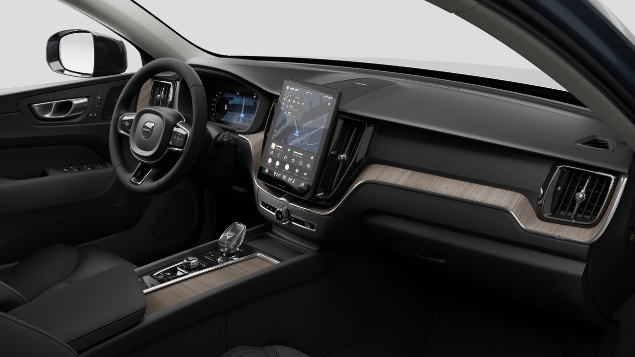 2027 Volvo XC60 Plus Dark Theme-9