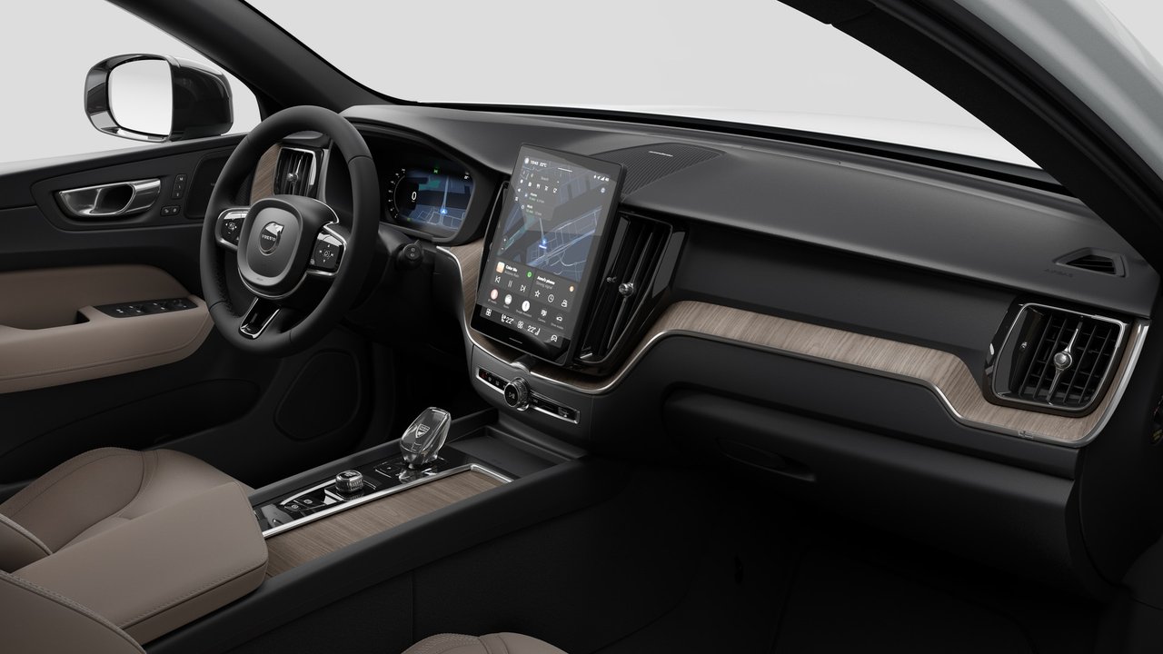 2027 Volvo XC60 Plus Dark Theme-9
