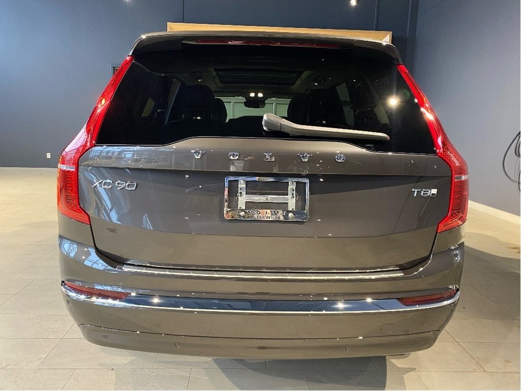 2025 Volvo XC90 Plug-In Hybrid T8 AWD Ultra Bright Theme 7-Seater-3