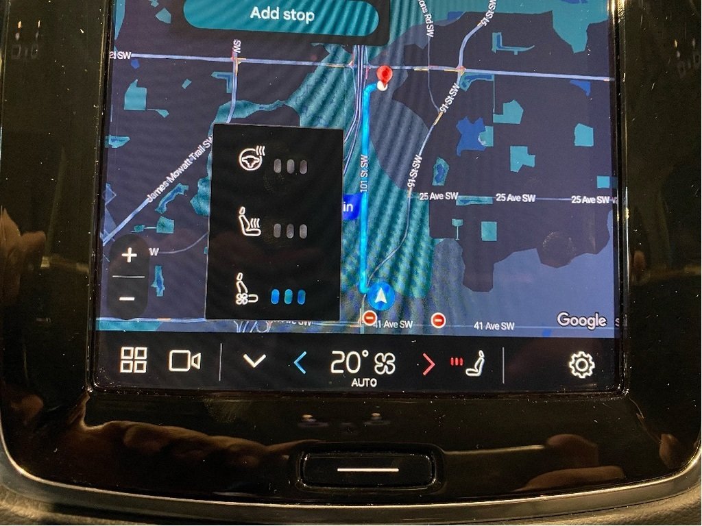 2025 Volvo XC90 Plug-In Hybrid T8 AWD Ultra Bright Theme 7-Seater-14