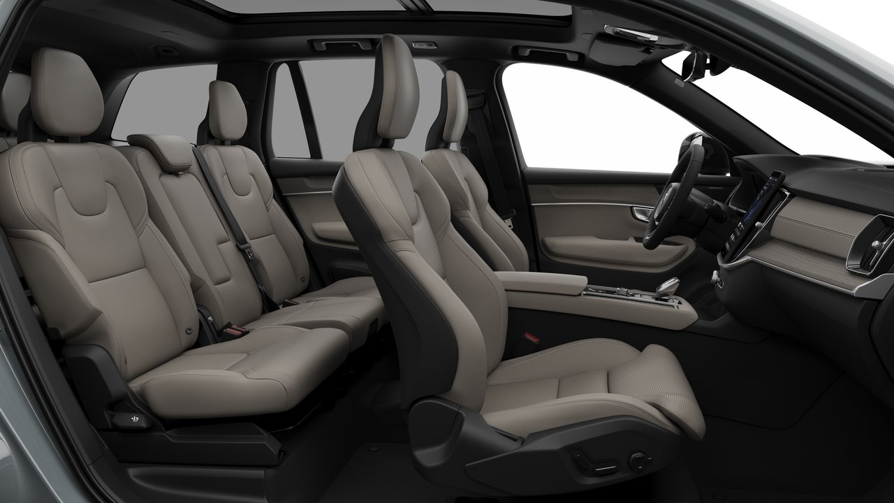 2026 Volvo XC90 Plug-in hybrid Ultra 7-Seater (Dark Theme)-12