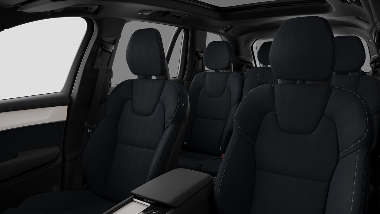 2026 Volvo XC90 Plug-In Hybrid Ultra Dark Theme-11