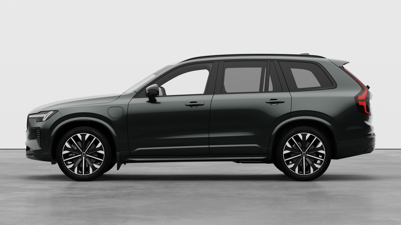 2027 Volvo XC90 Plug-In Hybrid Ultra Dark Theme-7