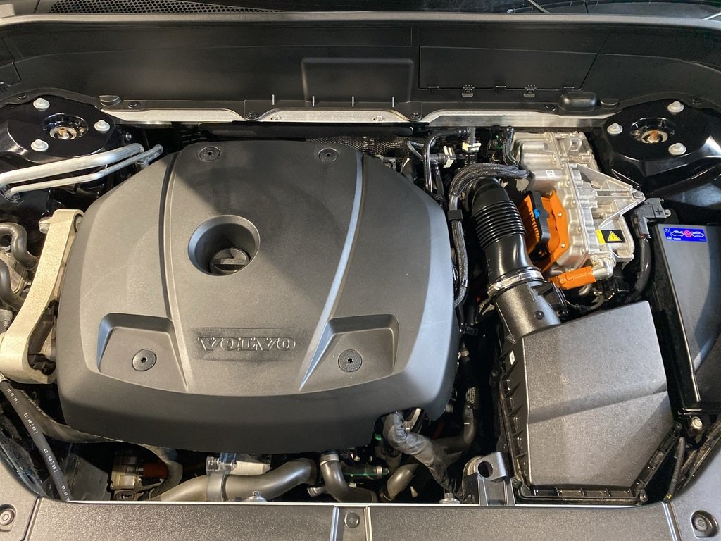 2024 Volvo XC90 Recharge T8 eAWD PHEV Plus Bright Theme 7-Seater-26
