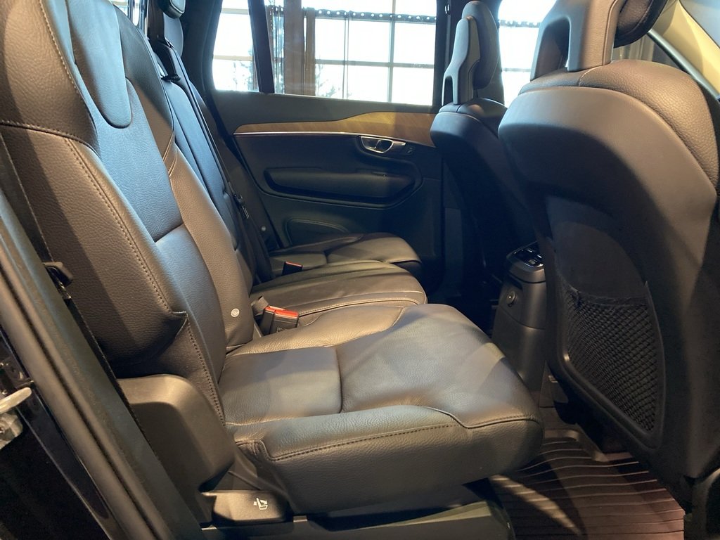 2022 Volvo XC90 Recharge Inscription Expression-21
