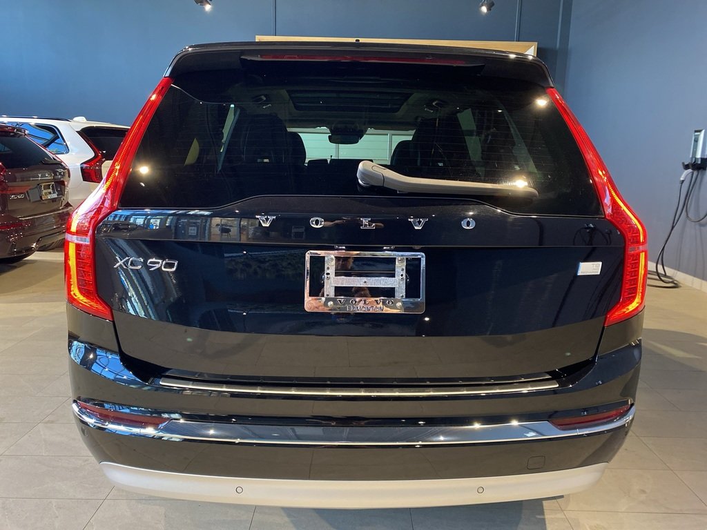 2022 Volvo XC90 Recharge Inscription Extended Range-3
