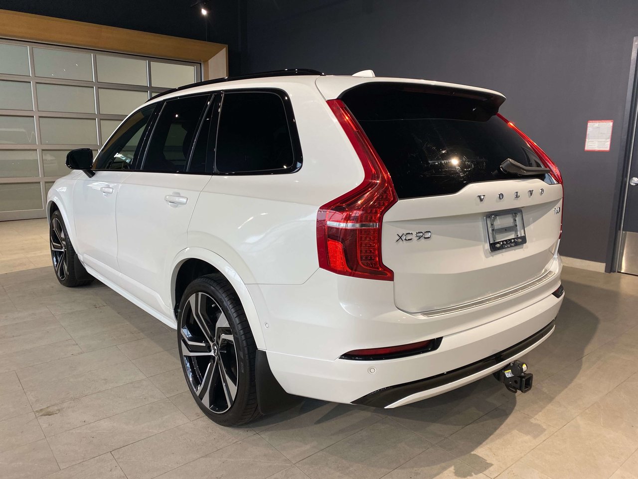 2022 Volvo XC90 T6 AWD R-Design 7 Seater-2