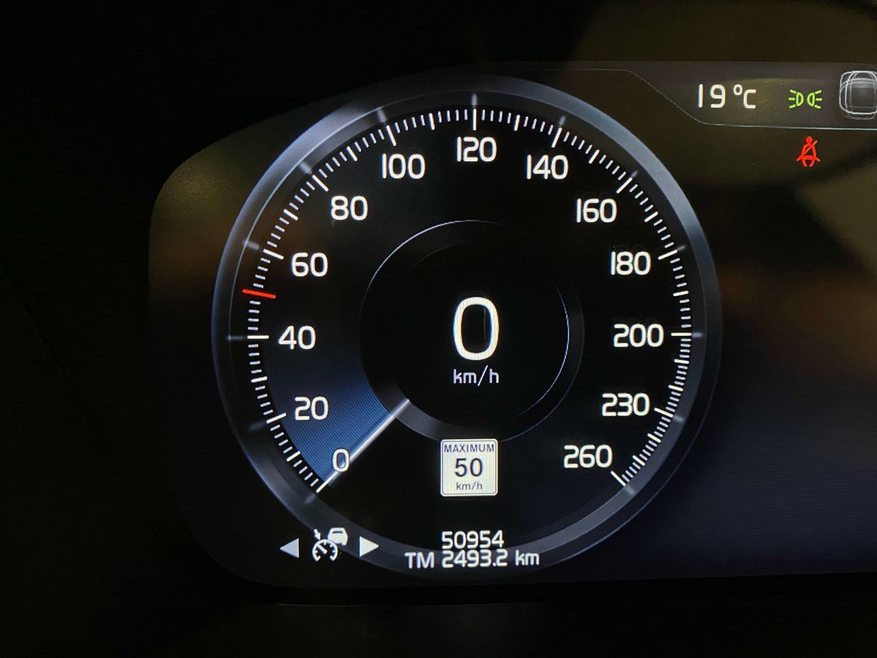 2022 Volvo XC90 T6 AWD R-Design 7 Seater-16