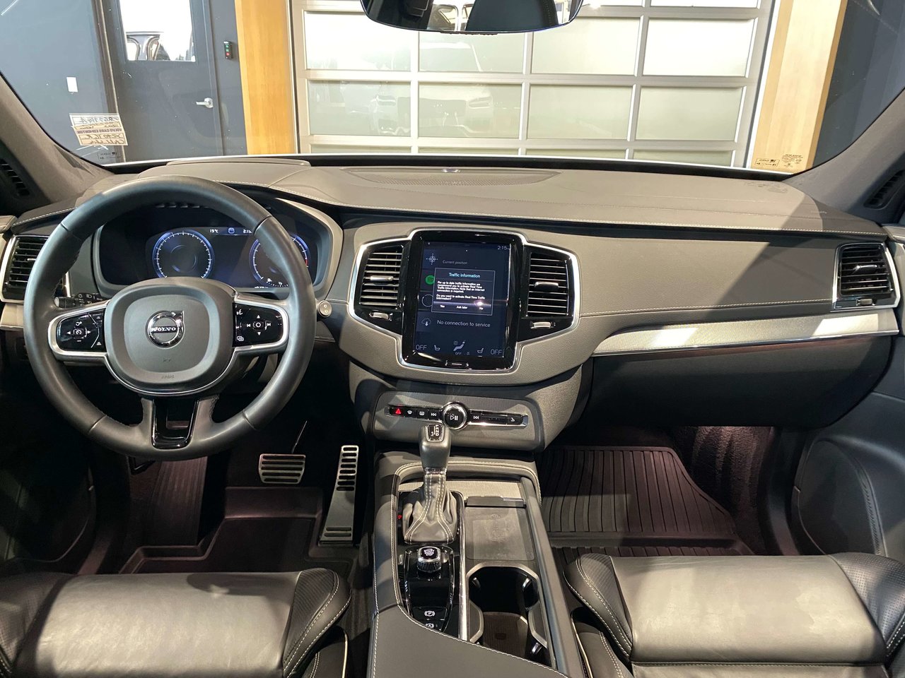 2022 Volvo XC90 T6 AWD R-Design 7 Seater-10