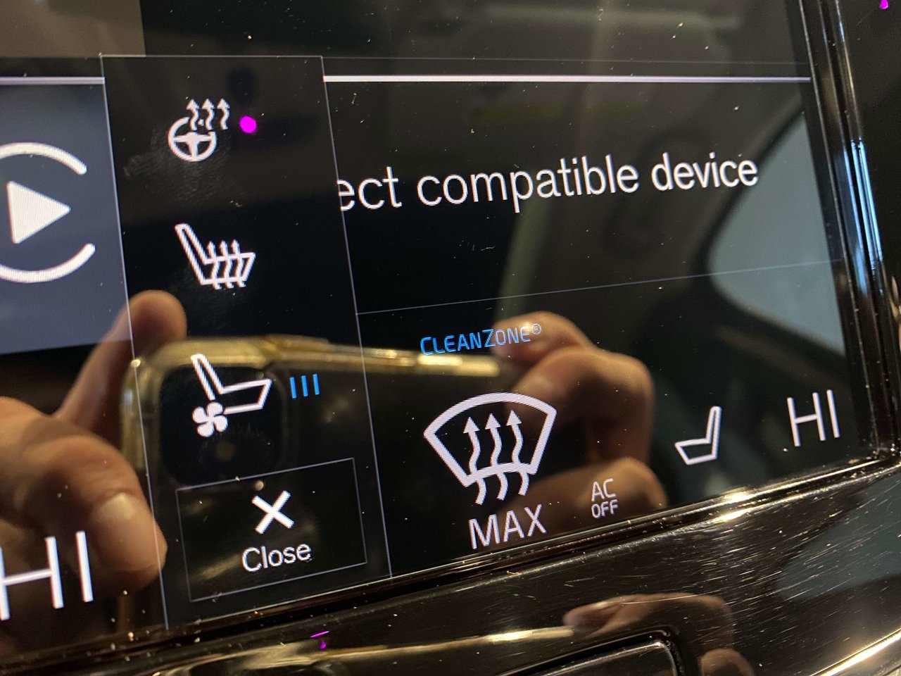 2022 Volvo XC90 T6 AWD Inscription (7-Seat)-14