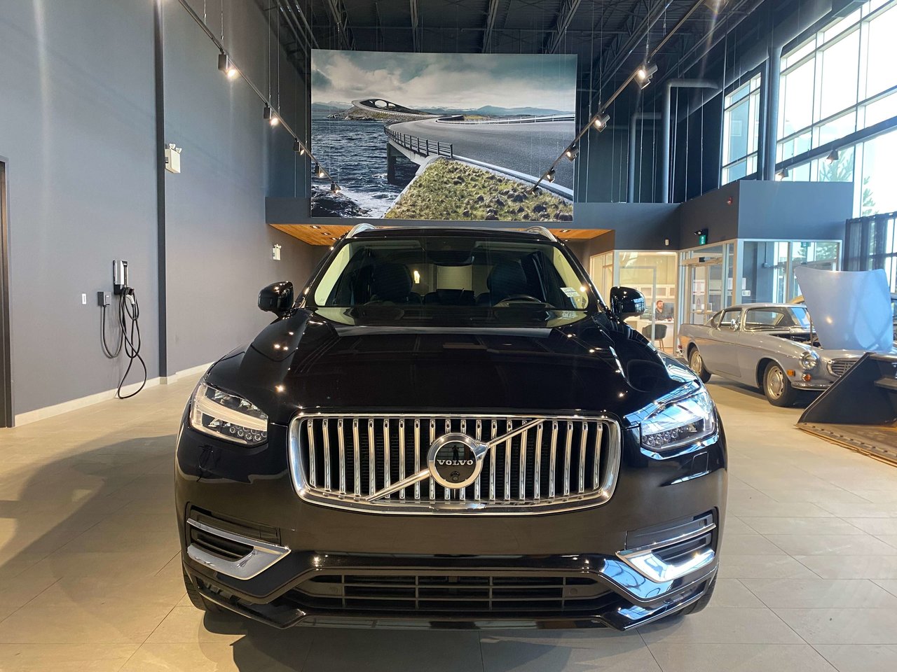 2022 Volvo XC90 T6 AWD Inscription (7-Seat)-7