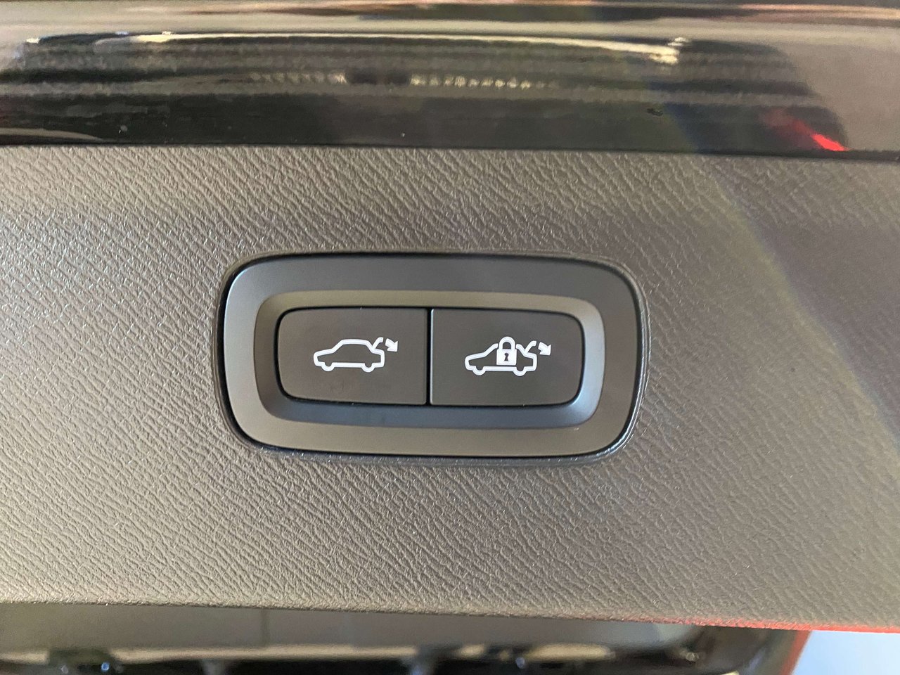 2022 Volvo XC90 T6 AWD Inscription (6-Seat)-21