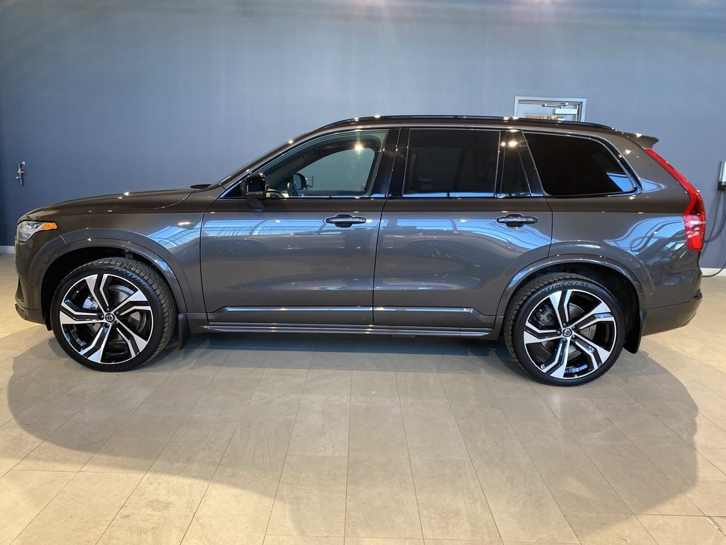 2023 Volvo XC90 B6 AWD Ultimate Dark-1