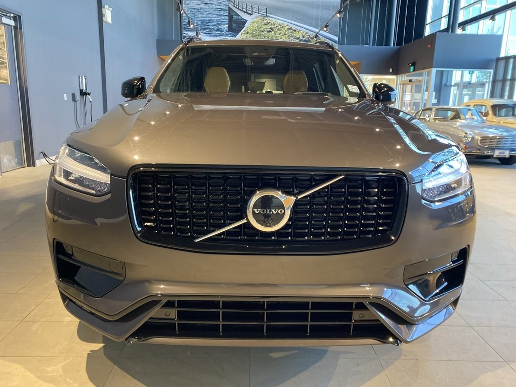 2023 Volvo XC90 B6 AWD Ultimate Dark-7