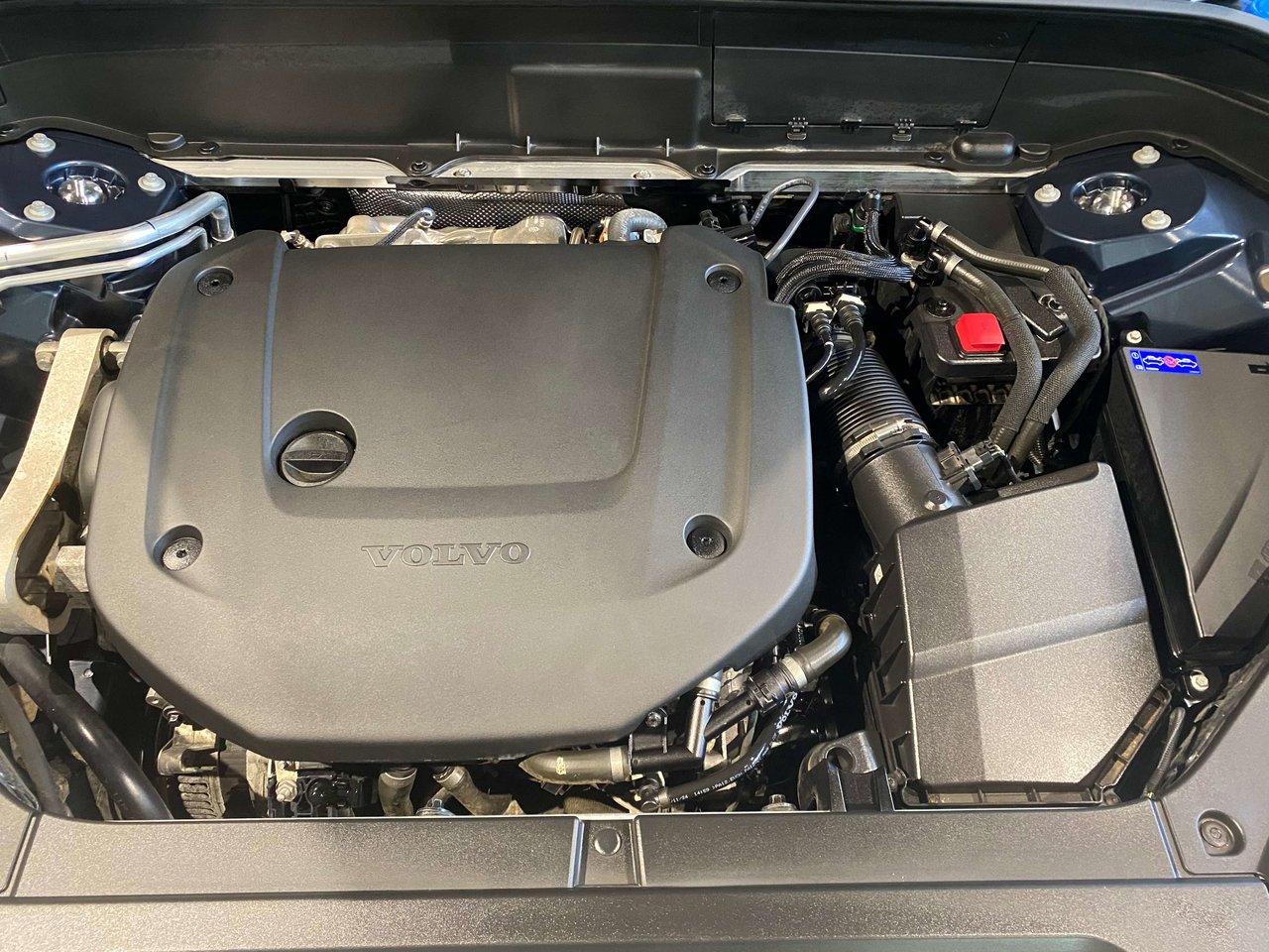 2023 Volvo XC90 B6 AWD Ultimate Bright-27