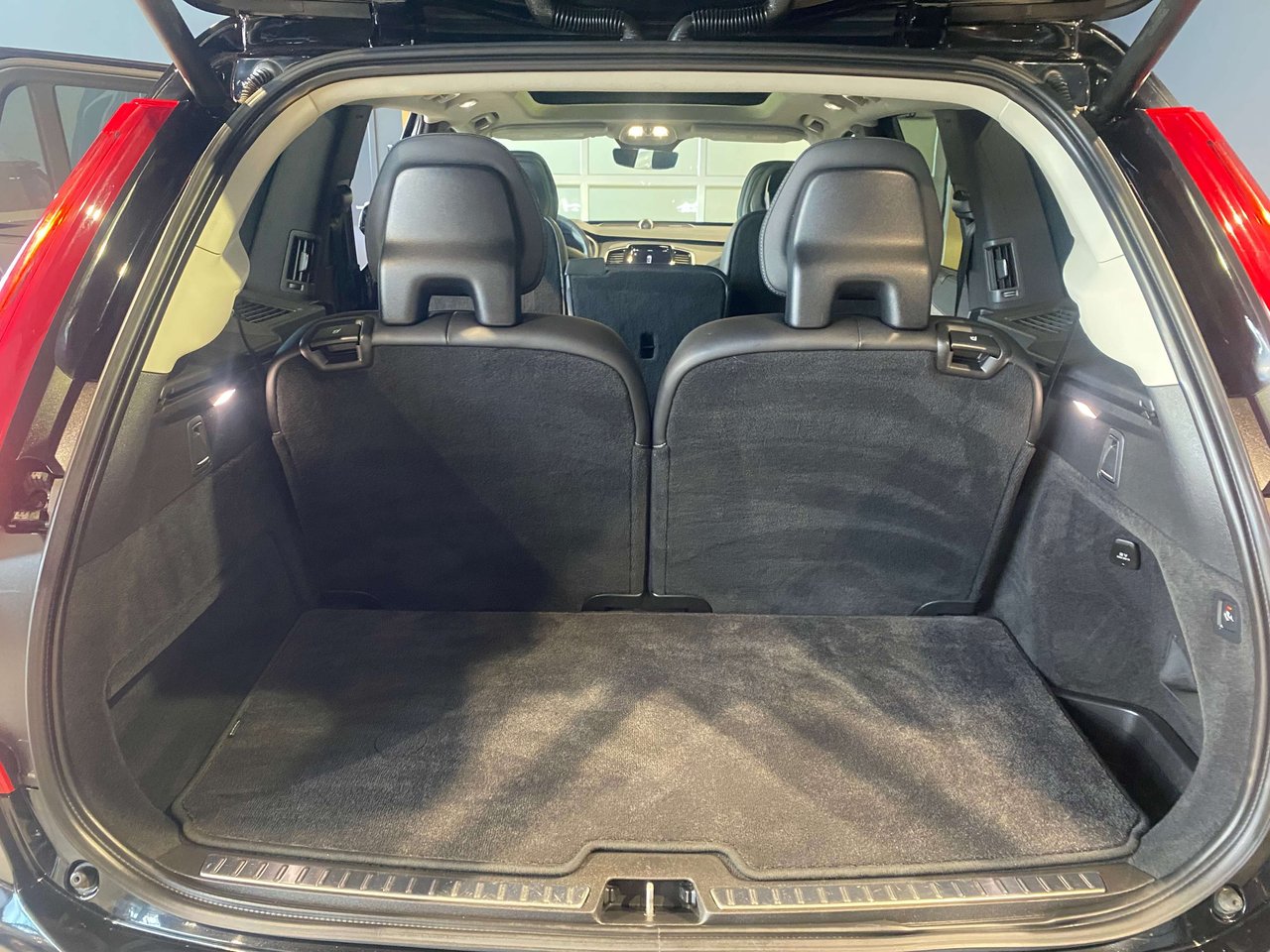 2023 Volvo XC90 Recharge Ultimate Dark-21