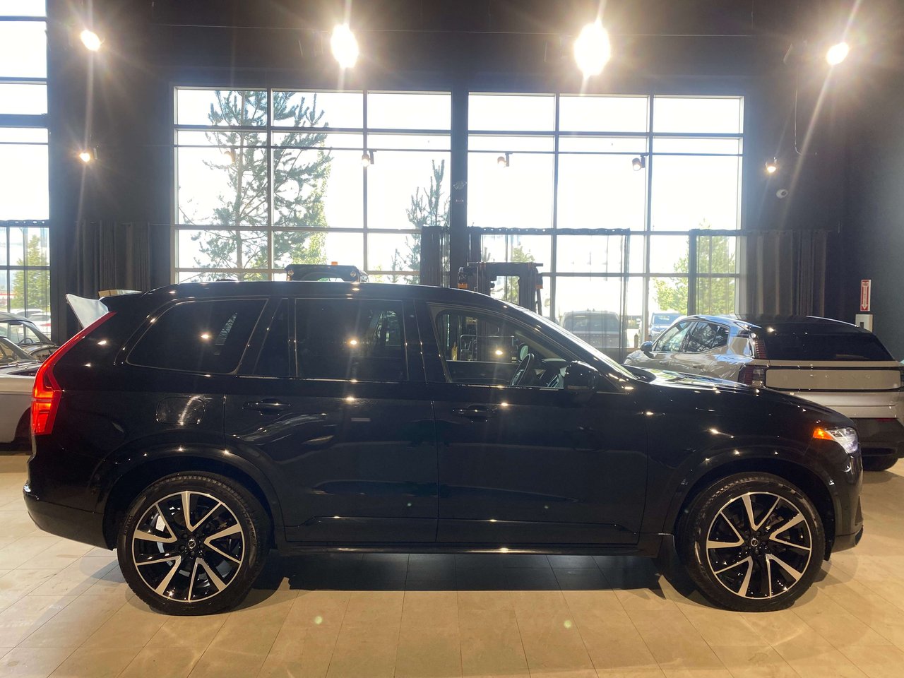 2023 Volvo XC90 Recharge Ultimate Dark-5