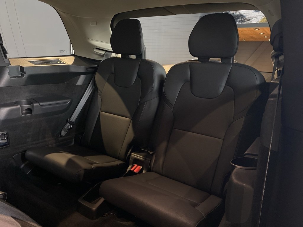 2024 Volvo XC90 B6 AWD Core Bright Theme 7-Seater-19