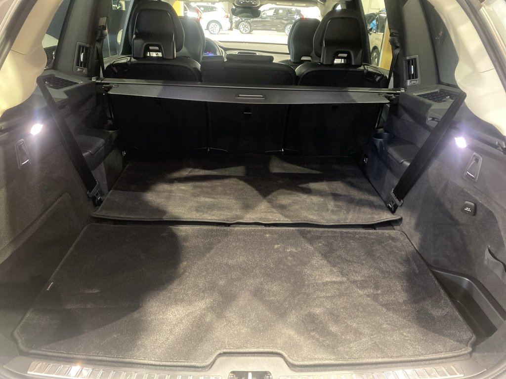 2024 Volvo XC90 B6 AWD Core Bright Theme 7-Seater-18