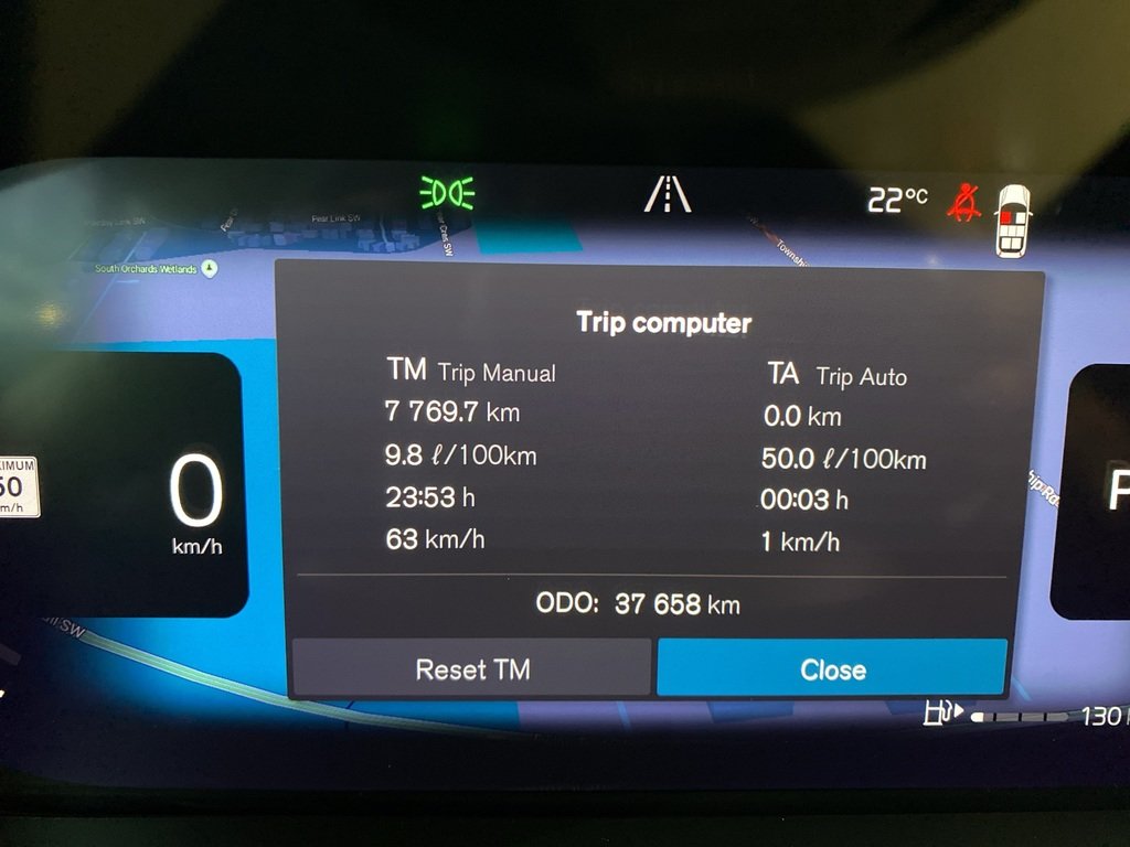 2024 Volvo XC90 B6 AWD Plus Bright Theme 7-Seater-16