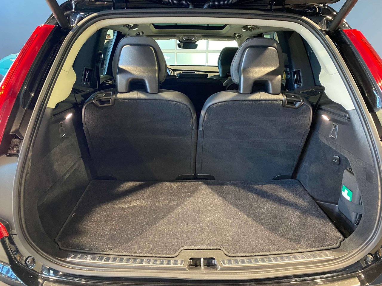 2024 Volvo XC90 B6 AWD Core Bright Theme 7-Seater-19