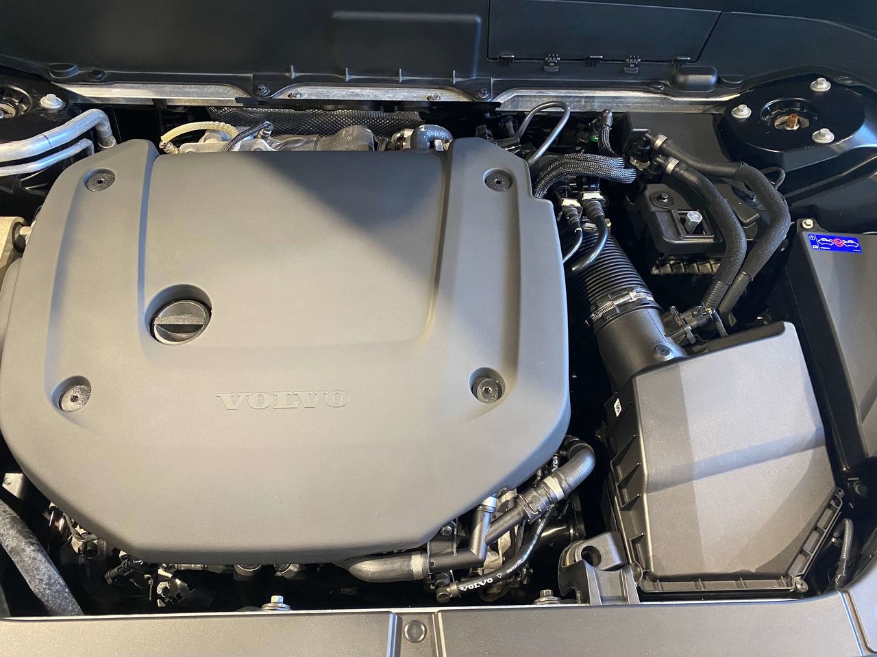 2024 Volvo XC90 B6 AWD Ultimate Bright Theme 7-Seater-27