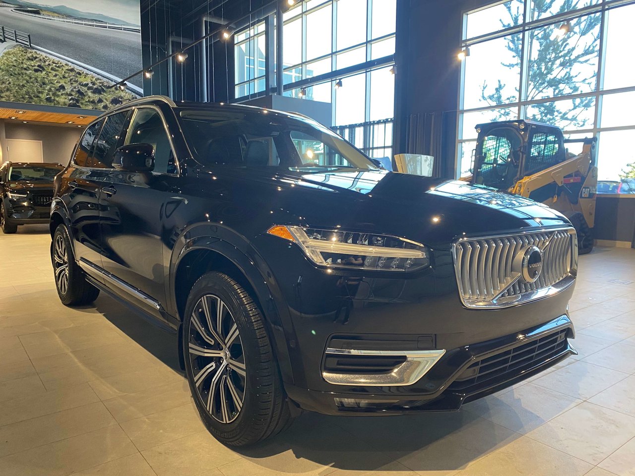 2024 Volvo XC90 B6 AWD Ultimate Bright Theme 7-Seater-6