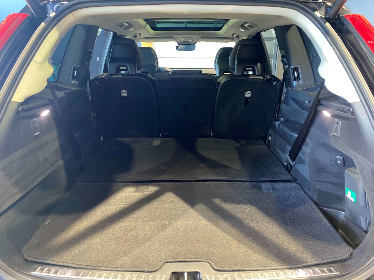 2024 Volvo XC90 B6 AWD Ultimate Bright Theme 7-Seater-21