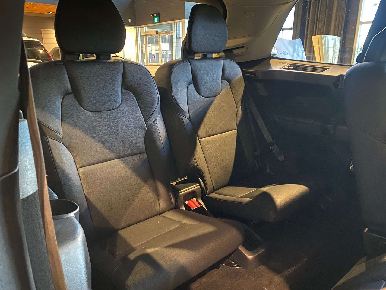 2024 Volvo XC90 B6 AWD Plus Bright Theme 7-Seater-19