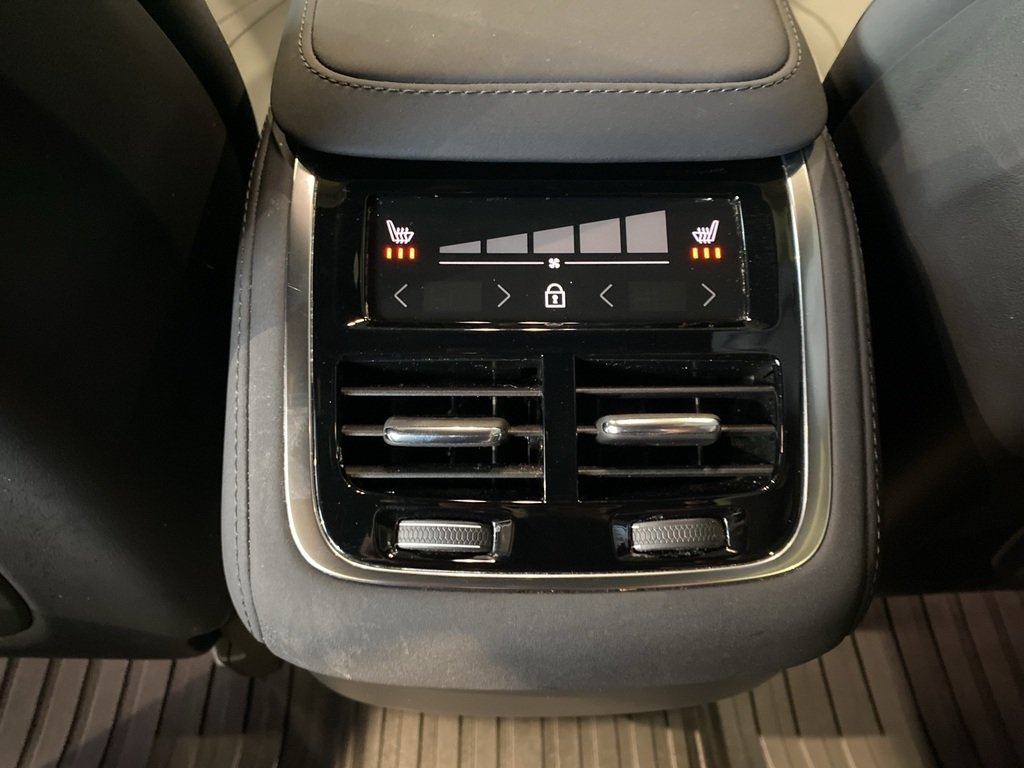 2025 Volvo XC90 2025.5 B6 AWD Plus Bright Theme 7-Seater-18