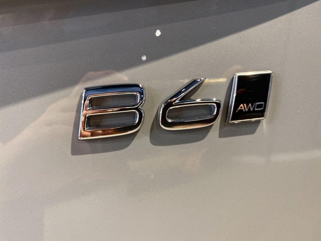 2025 Volvo XC90 2025.5 B6 AWD Plus Bright Theme 7-Seater-28