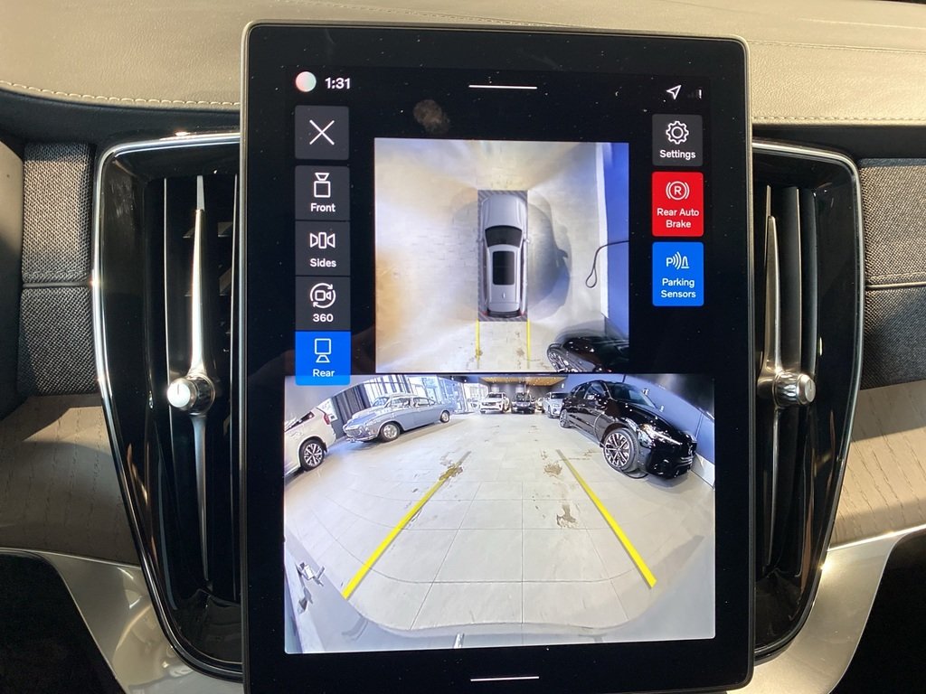 2026 Volvo XC90 B6 AWD Ultra Bright Theme 7-Seater-16