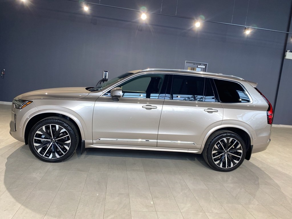 2026 Volvo XC90 B6 AWD Ultra Bright Theme 7-Seater-1