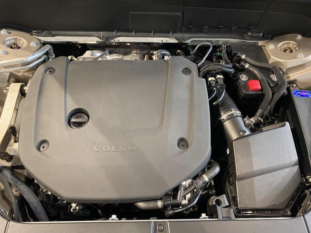 2026 Volvo XC90 B6 AWD Ultra Bright Theme 7-Seater-27