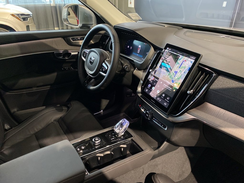 2026 Volvo XC90 B6 AWD Ultra Bright Theme 7-Seater-25