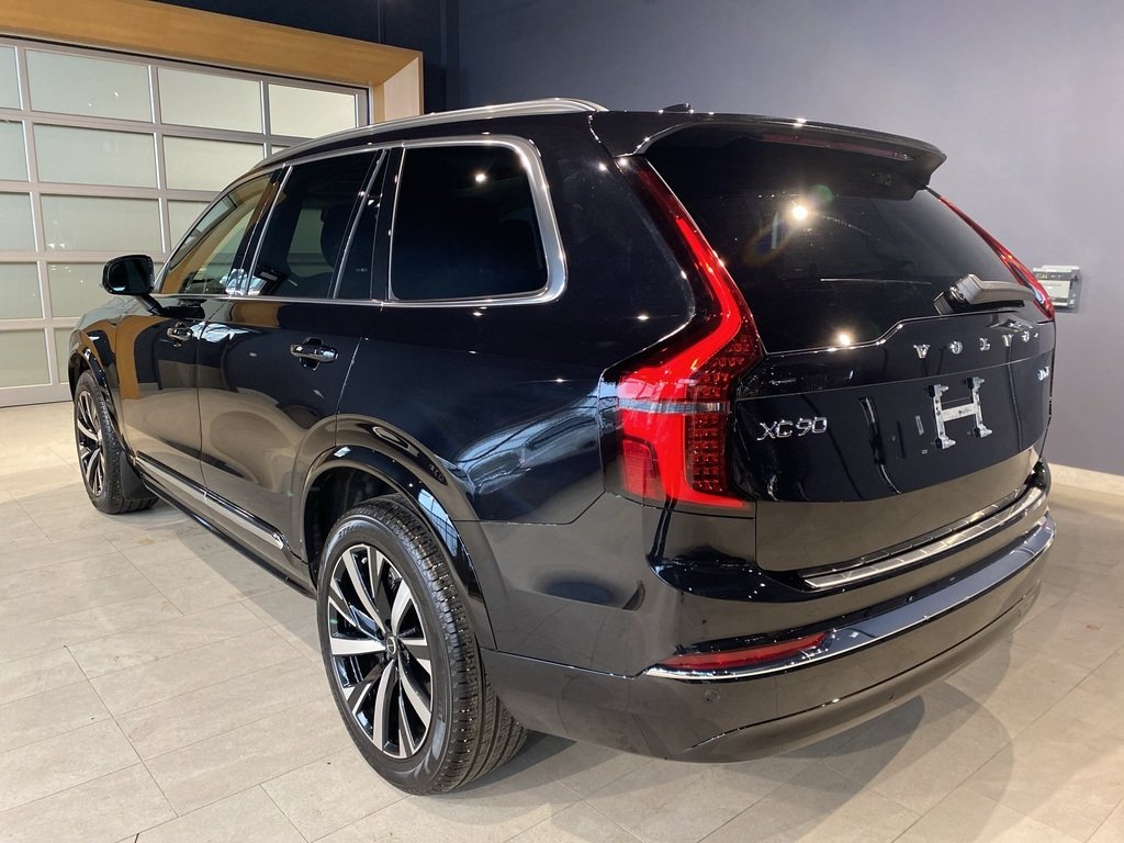 2026 Volvo XC90 B6 AWD Core Bright Theme 7-Seater-2