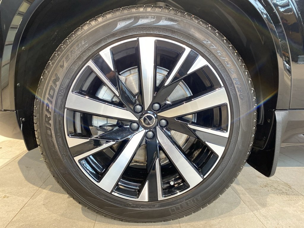 2026 Volvo XC90 B6 AWD Core Bright Theme 7-Seater-8