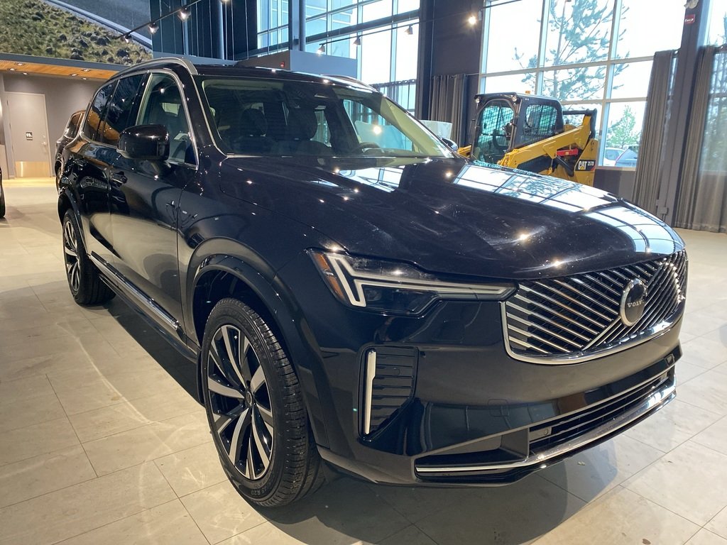 2026 Volvo XC90 B6 AWD Core Bright Theme 7-Seater-6