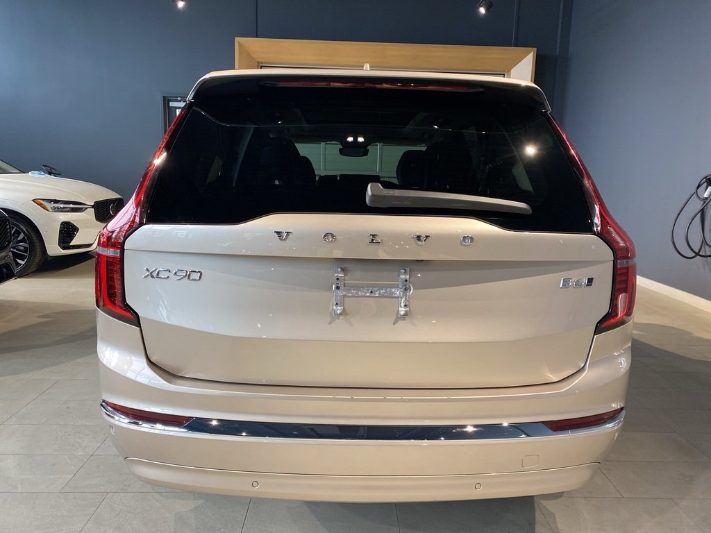2026 Volvo XC90 B6 AWD Ultra Bright Theme 7-Seater-3