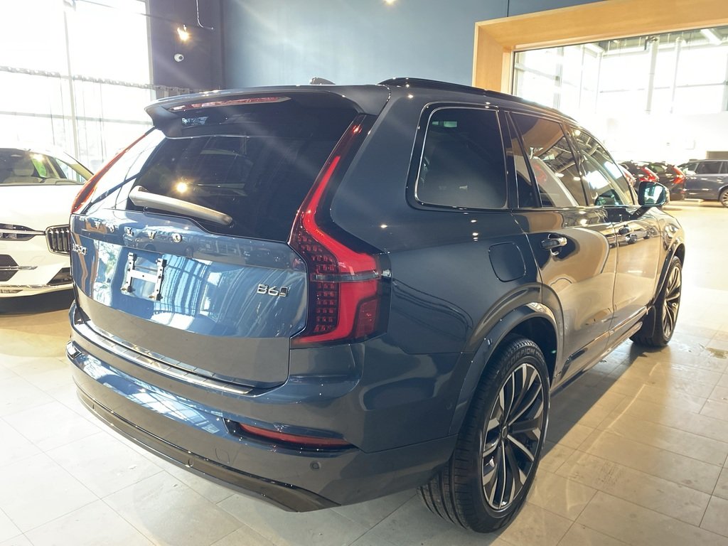 2026 Volvo XC90 B6 AWD Plus Dark Theme 7-Seater-4