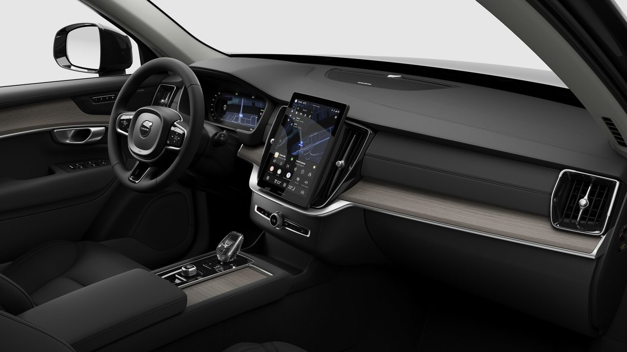 2026 Volvo XC90 Plus 7-Seater (Dark Theme)-9